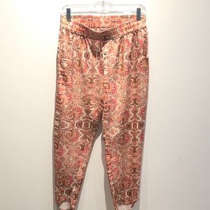 SAM & LAVI printed silk pull on jogger pant SM